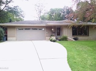 1116 S Stewart Ave, Freeport, IL 61032