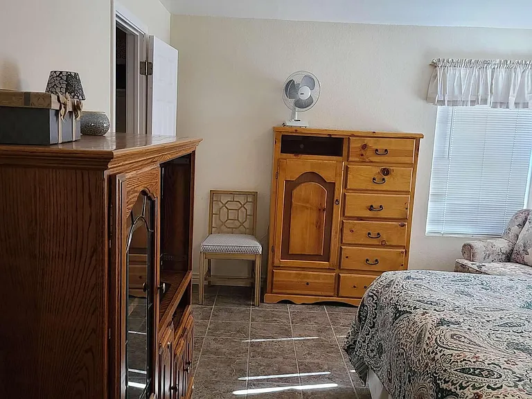 415 Corvair Dr — Photo 27