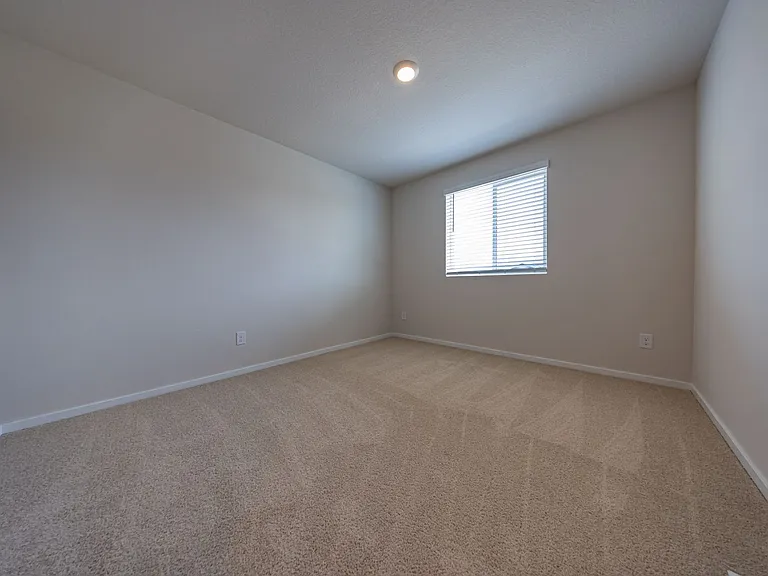 17416 NW 10th Ave — Photo 16