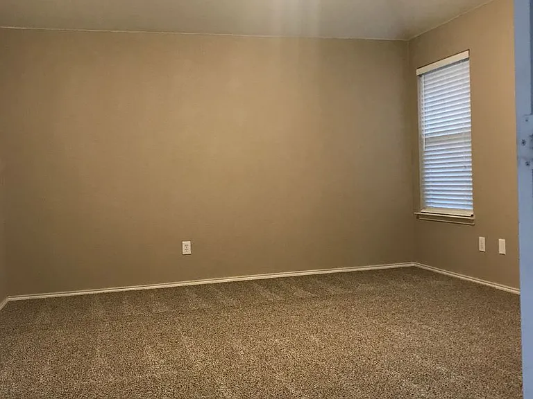 12145 Toffee St — Photo 10