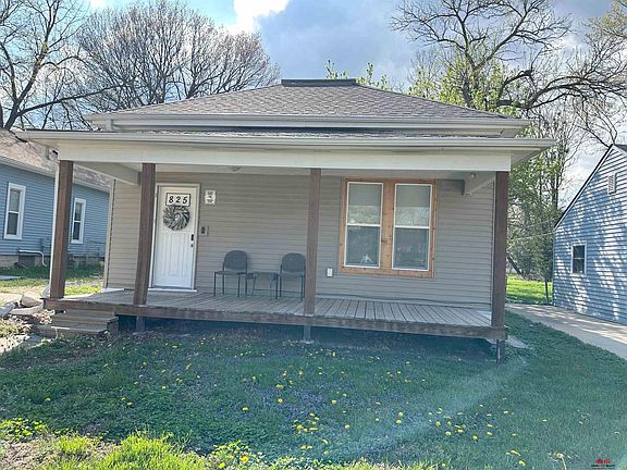 3rd image of 825 N 30th St