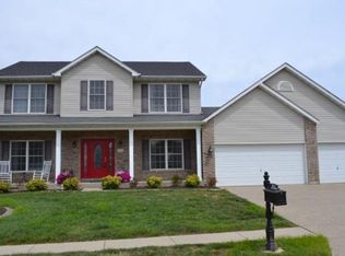 3594 Sky Hawk Dr, Shiloh, IL 62221