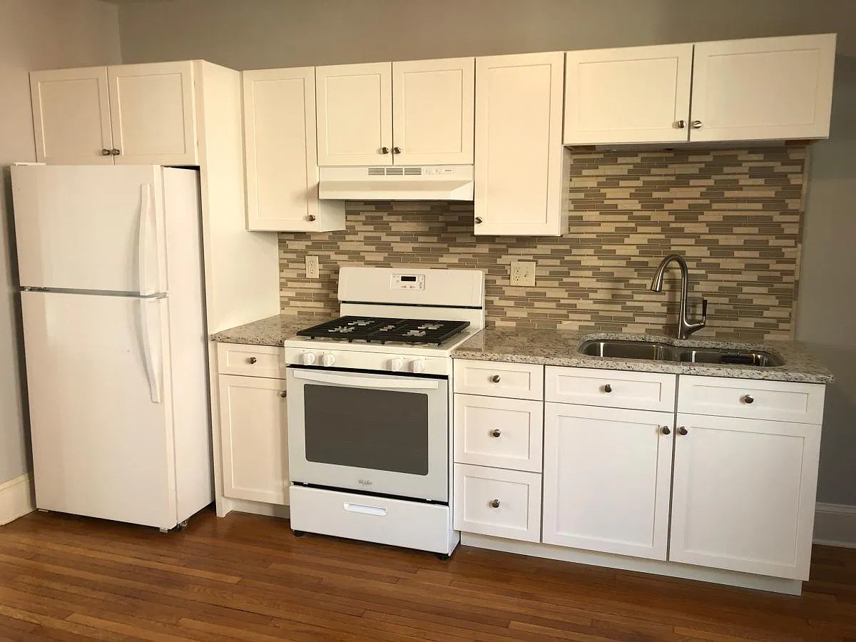 2 bed, $1,395 — Photo 1