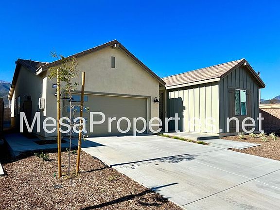 3rd image of 16680 Yarrow Ln