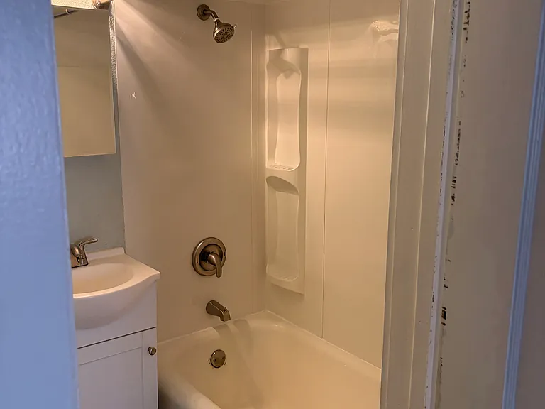 628 Polk St — Photo 15