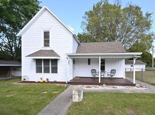 32 Mill St, Dearborn, MO 64439