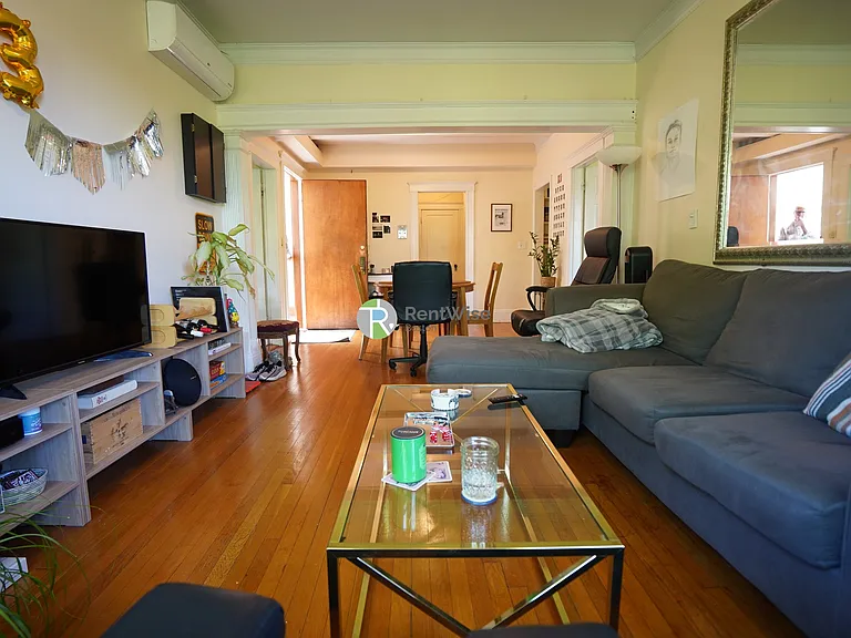 128 Fuller St #5 — Photo 2