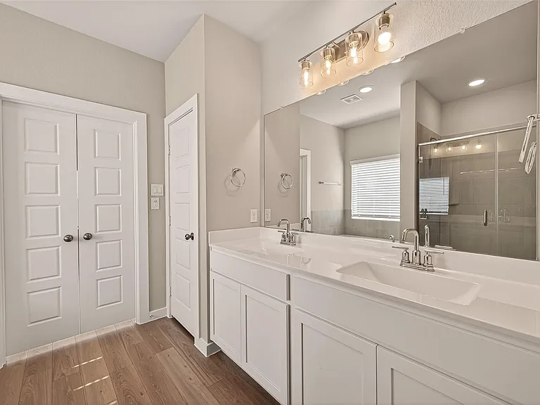 21630 Wave Hollow Dr — Photo 14