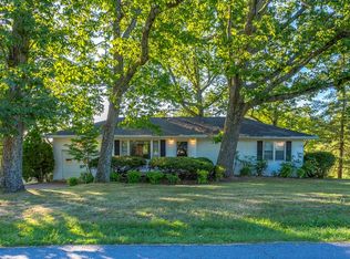 1040 Wynnwood Rd, Chattanooga, TN 37412