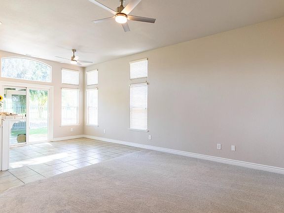 4th image of 950 Laguna Dr