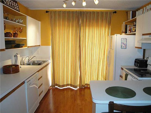 5th image of 7010 NW 173rd Dr APT 1905