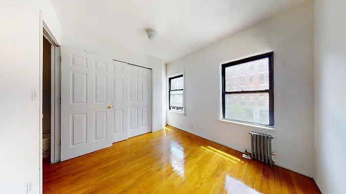 Rented by Bond New York | media 19