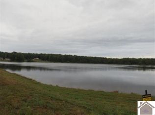 Bell Rd, Symsonia, KY 42082