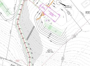104 Henry St, Uxbridge, MA 01569