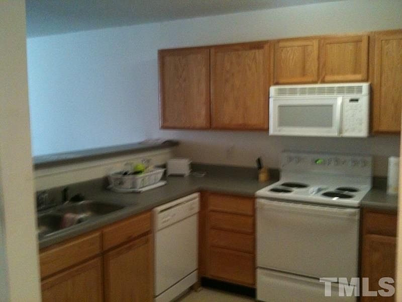 2nd image of 1613 Gorman St Ste 207