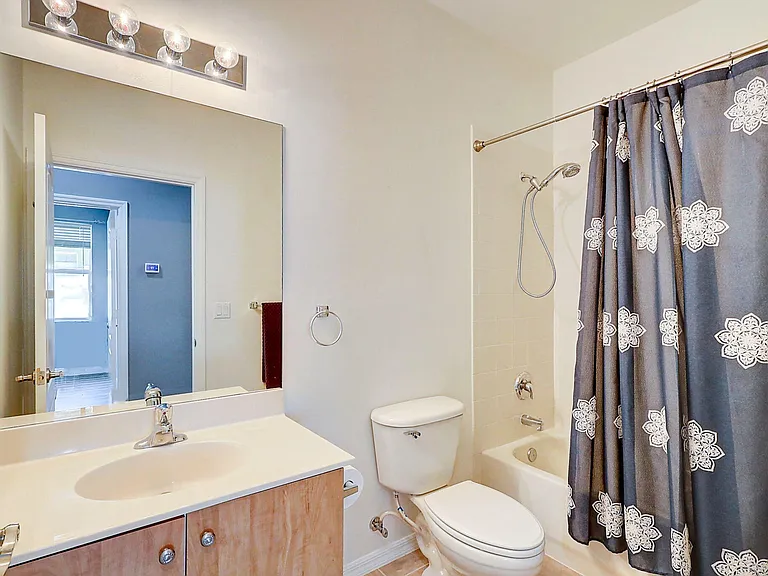 10015 SW Stonegate Dr — Photo 10