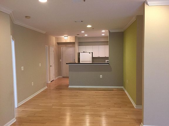 3rd image of 11327 Aristotle Dr APT 409