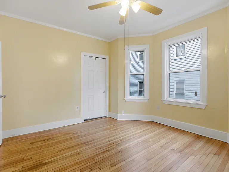 15 Drummond St #1 — Photo 11