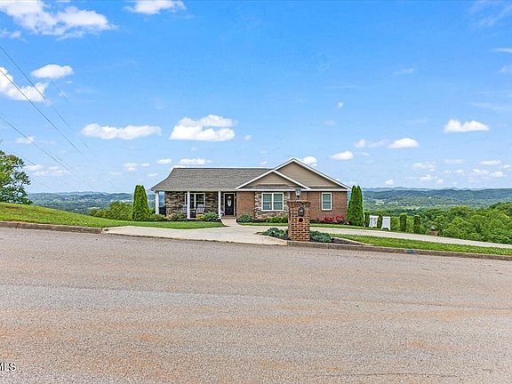 2nd image of 4892 Eagle Pointe Dr
