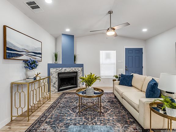 4th image of 4043 SUNRISE CREEK DR