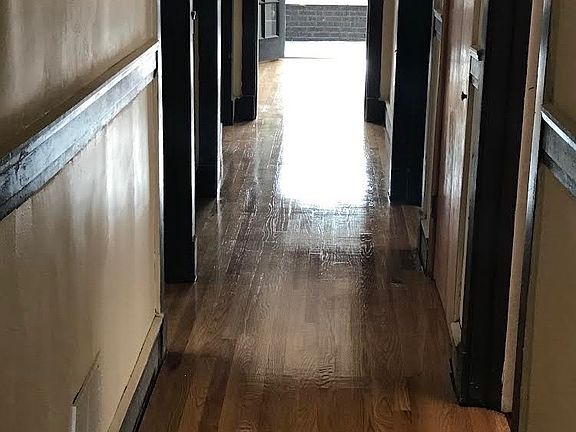 5th image of 7748 S Saginaw Ave