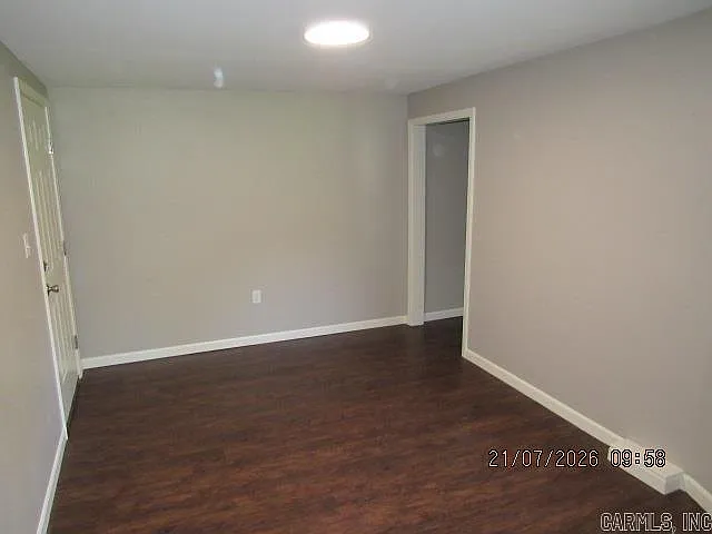 2113 Duncan St — Photo 12