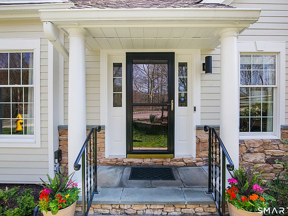 3rd image of 638 Danbury Road #64