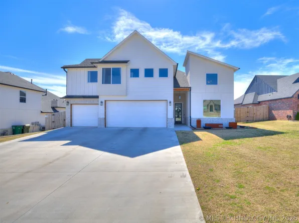 14312 E 95th Pl, Owasso, OK 74055
