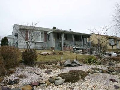 705 E Montgomery St, Allentown, PA, 18103