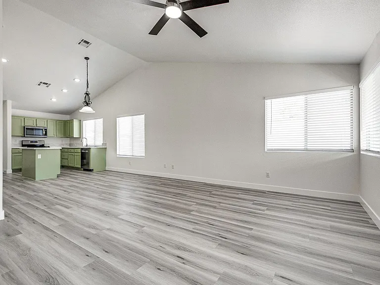 7724 Rye Canyon Dr — Photo 11