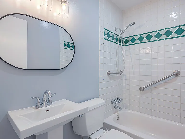 Updated bathrooms!