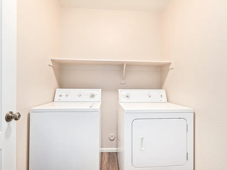 5514 N Ormondo Way — Photo 33