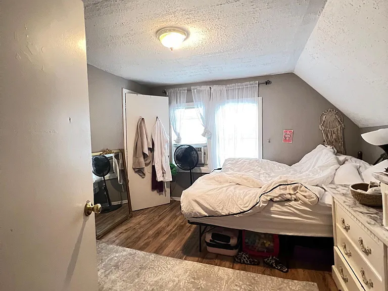 13 Phillips St — Photo 20