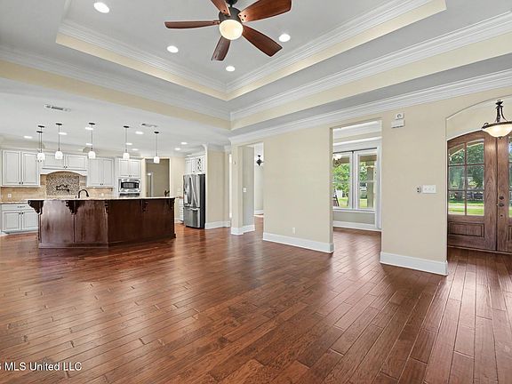5th image of 3008 Oakleigh Cir
