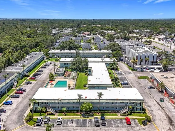 1433 S Belcher Rd APT B11, Clearwater, FL 33764