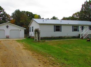 8093 S Iva Rd, Saint Charles, MI 48655