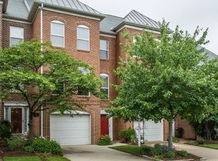 12095 Edgemere Cir, Reston, VA 20190
