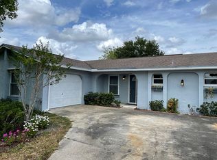 1011 SE 4th Pl, Cape Coral, FL 33990