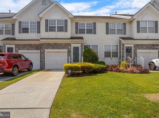 37 Chapel Hill Rd, Mount Laurel, NJ 08054