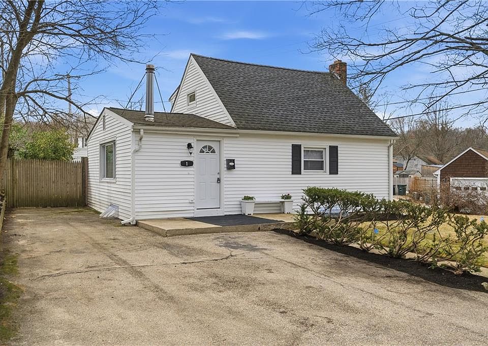 1st image of 1 Pierce St