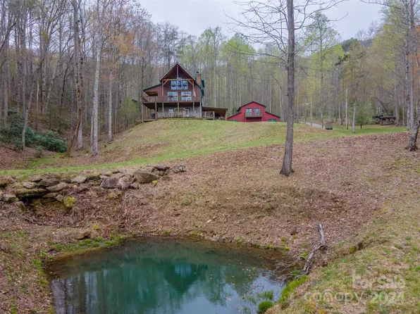544 Sam Cv, Robbinsville, NC 28771