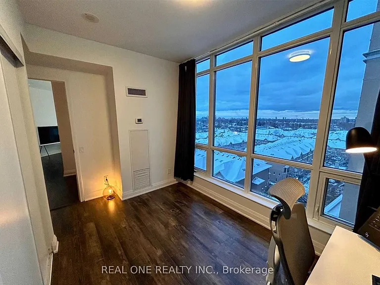 60 Byng Ave #910 — Photo 15
