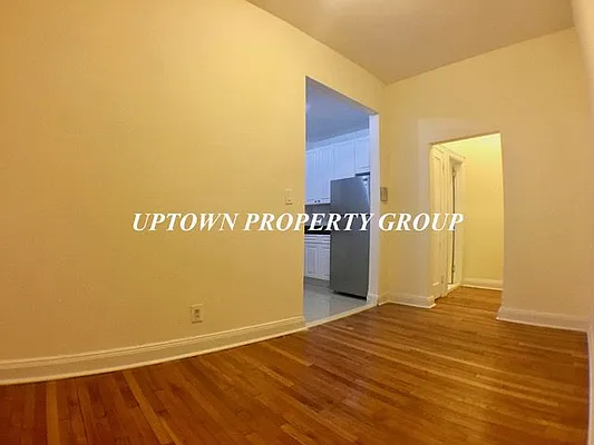 Rented by Uptown Property Group | media 37