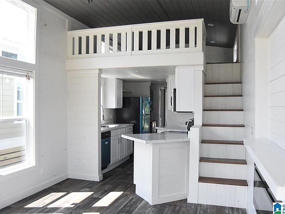 4th image of 9S03 Riverbay Dr
