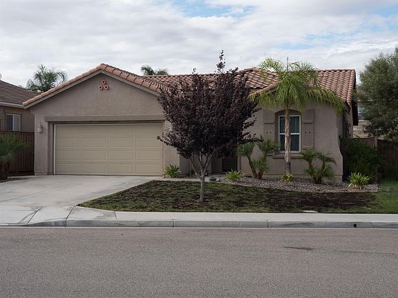 3rd image of 32805 Santa Cruz Way