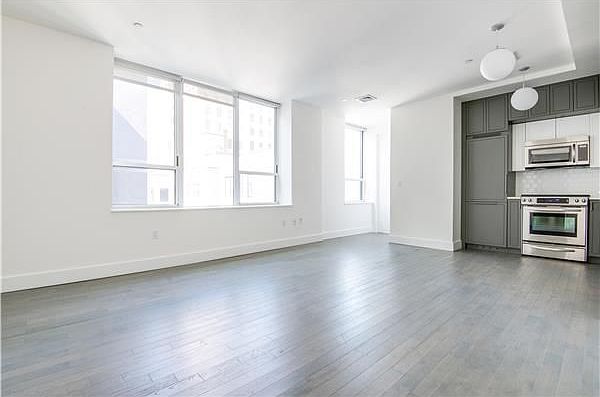 1st image of 416 W 52nd St #504S
