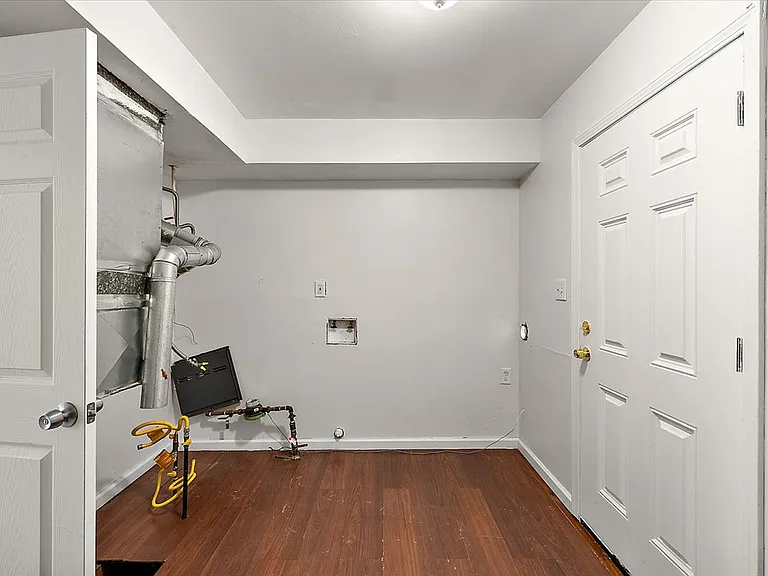 219 Ashland St — Photo 30