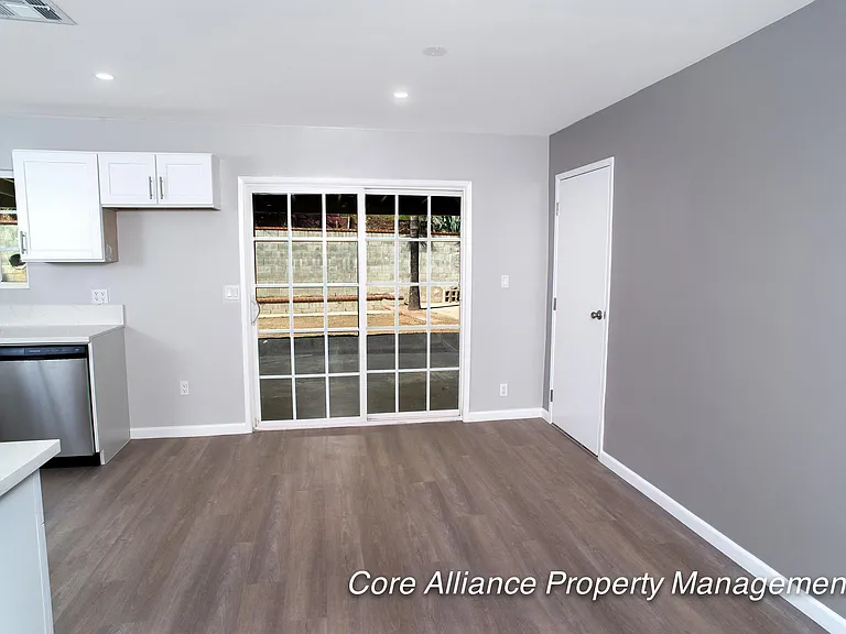 13197 Tripoli Ave — Photo 7