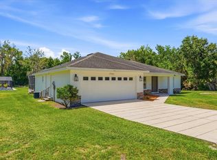 7125 Honeysuckle Dr, Lakeland, FL 33813