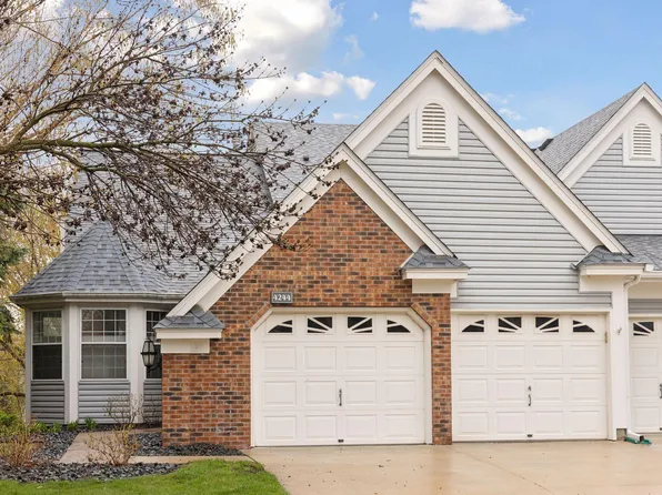 4244 Pond View Dr, White Bear Township, MN 55110